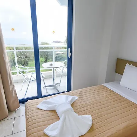 Hotel de apartamente Amalia Sea 3*